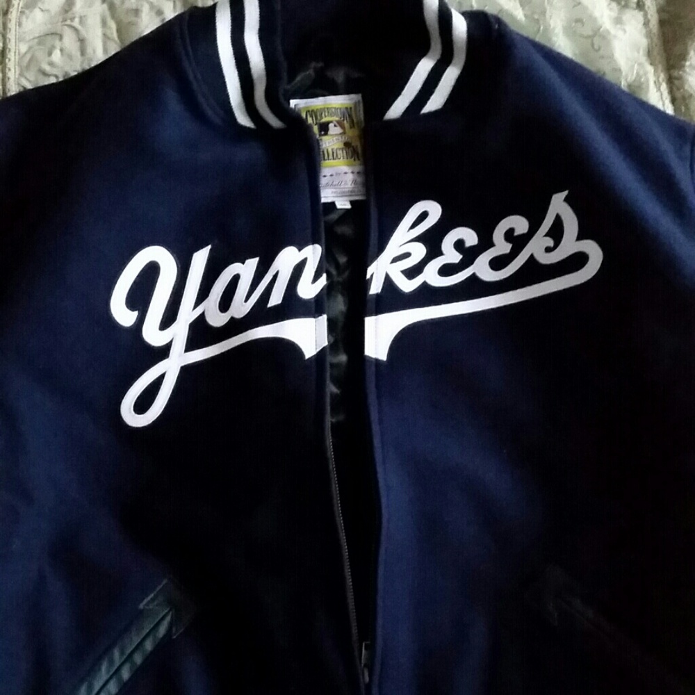 🥳 🍾 Host Pick 🎉 🎈Mitchell & Ness Yankee Jacket
